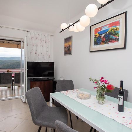 Greenhouse Family Apartments Rabac Esterno foto