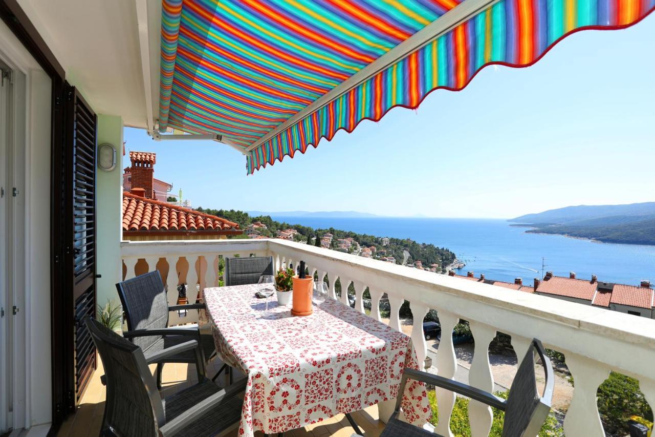 Greenhouse Family Apartments Rabac Esterno foto