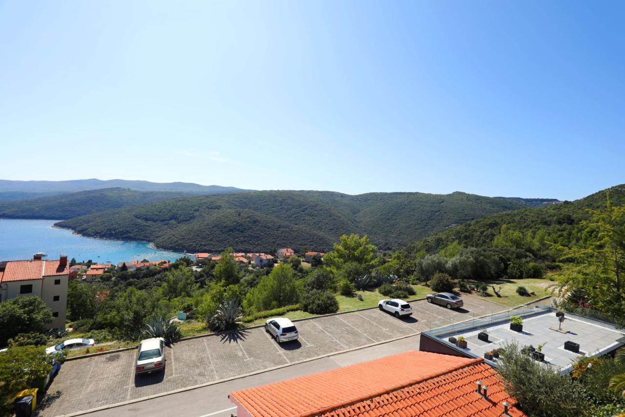Greenhouse Family Apartments Rabac Esterno foto