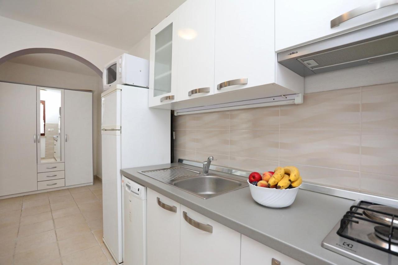Greenhouse Family Apartments Rabac Esterno foto
