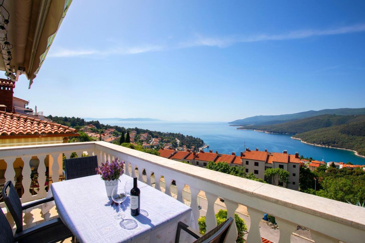 Greenhouse Family Apartments Rabac Esterno foto