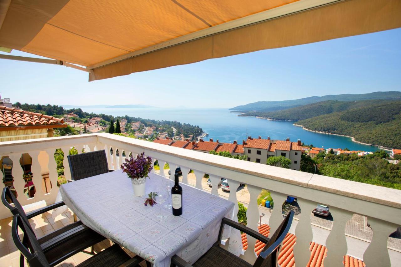Greenhouse Family Apartments Rabac Esterno foto